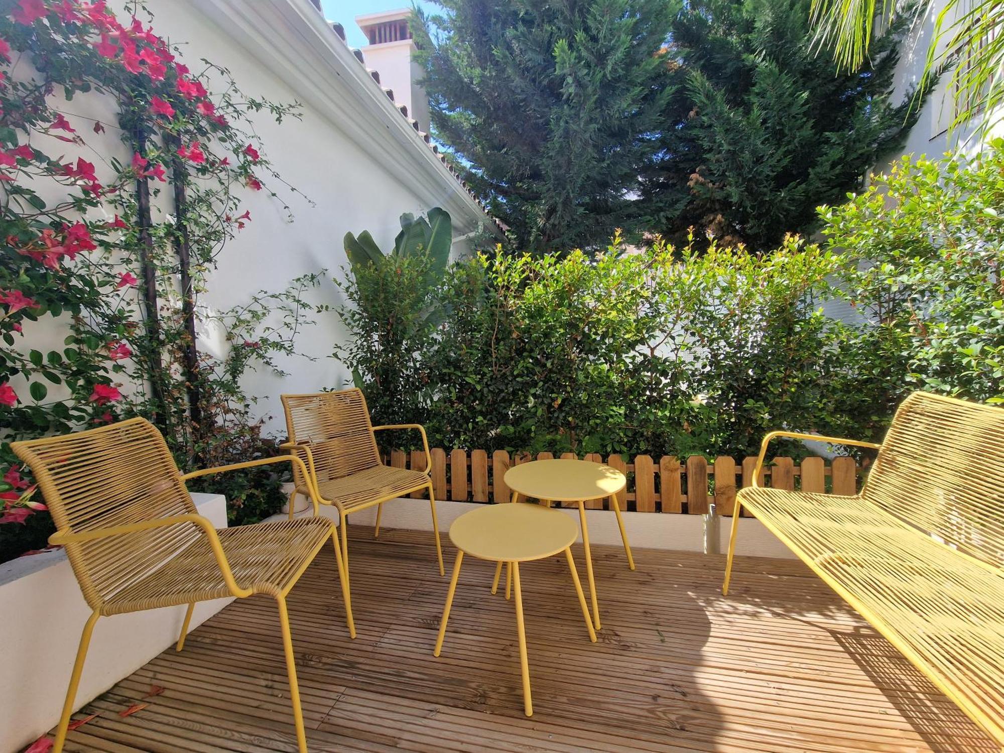Sun & Palms - Cozy Flat In Quiet Neighbourhood With A Great Pool Area Apartment Malaga Exterior photo