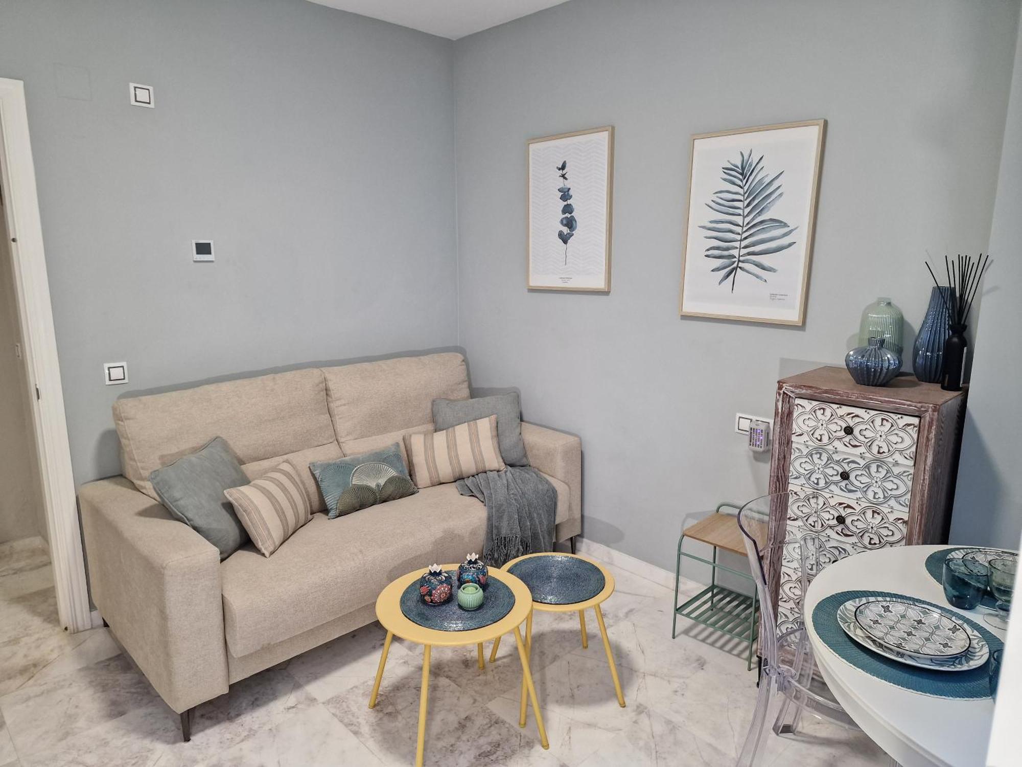 Sun & Palms - Cozy Flat In Quiet Neighbourhood With A Great Pool Area Apartment Malaga Exterior photo